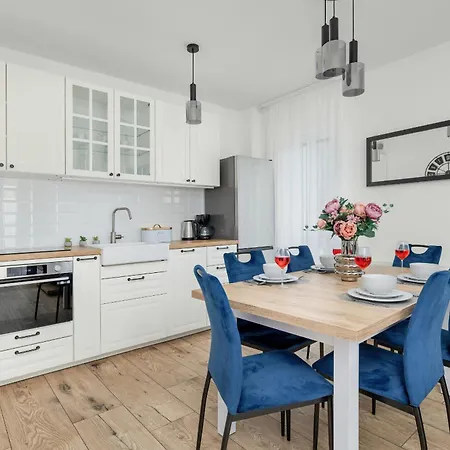 With Parking - Klimaty Baltyku By Renters Apartament